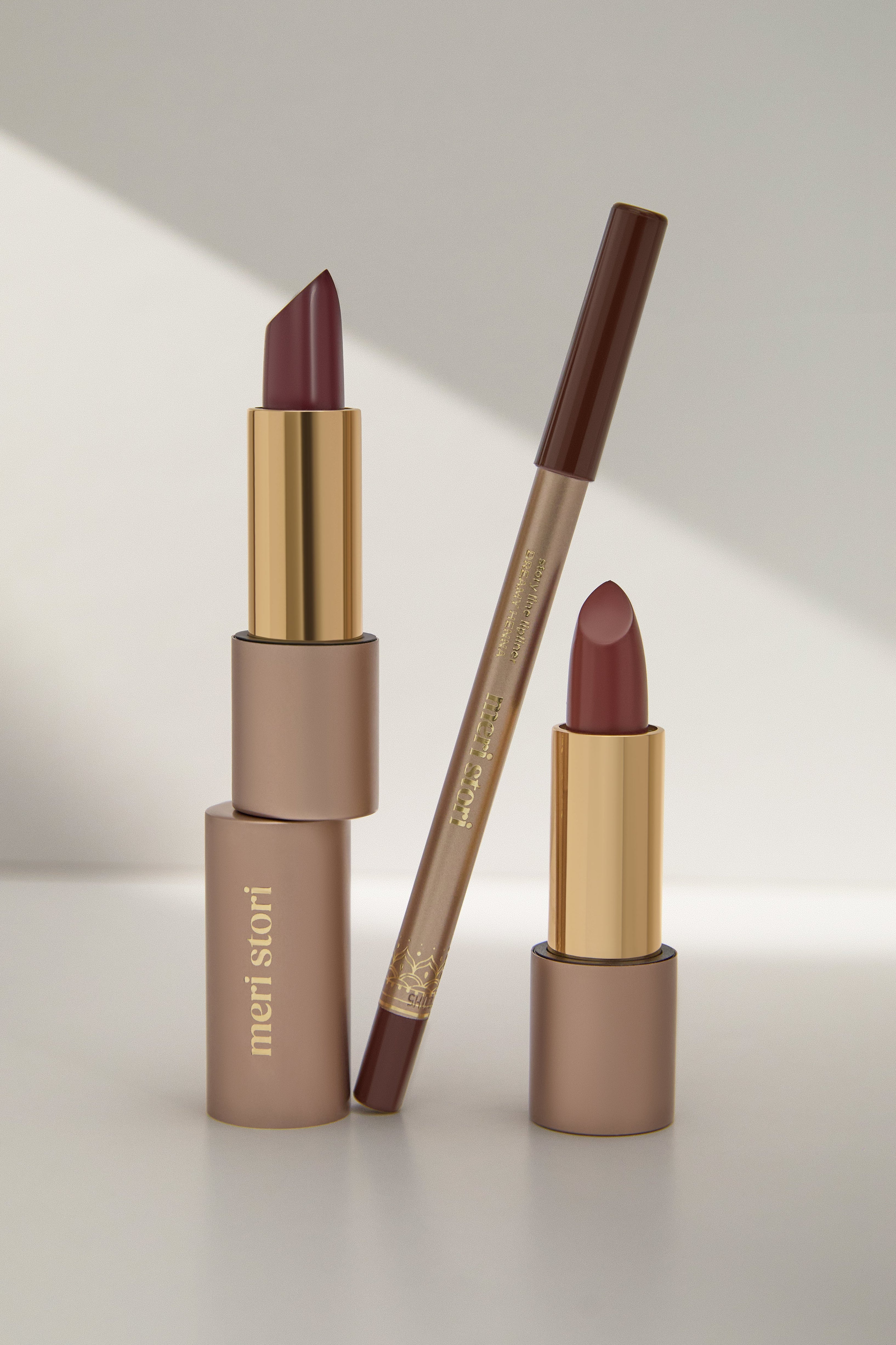 Universal Lip Trio (2 Lipsticks, 1 Lip Liner)